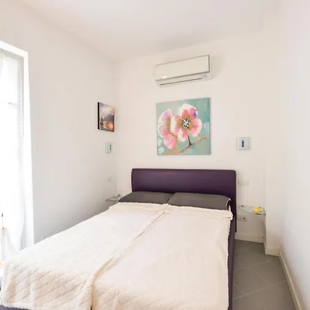 Vakantiehuis In With Sauna Magliolo